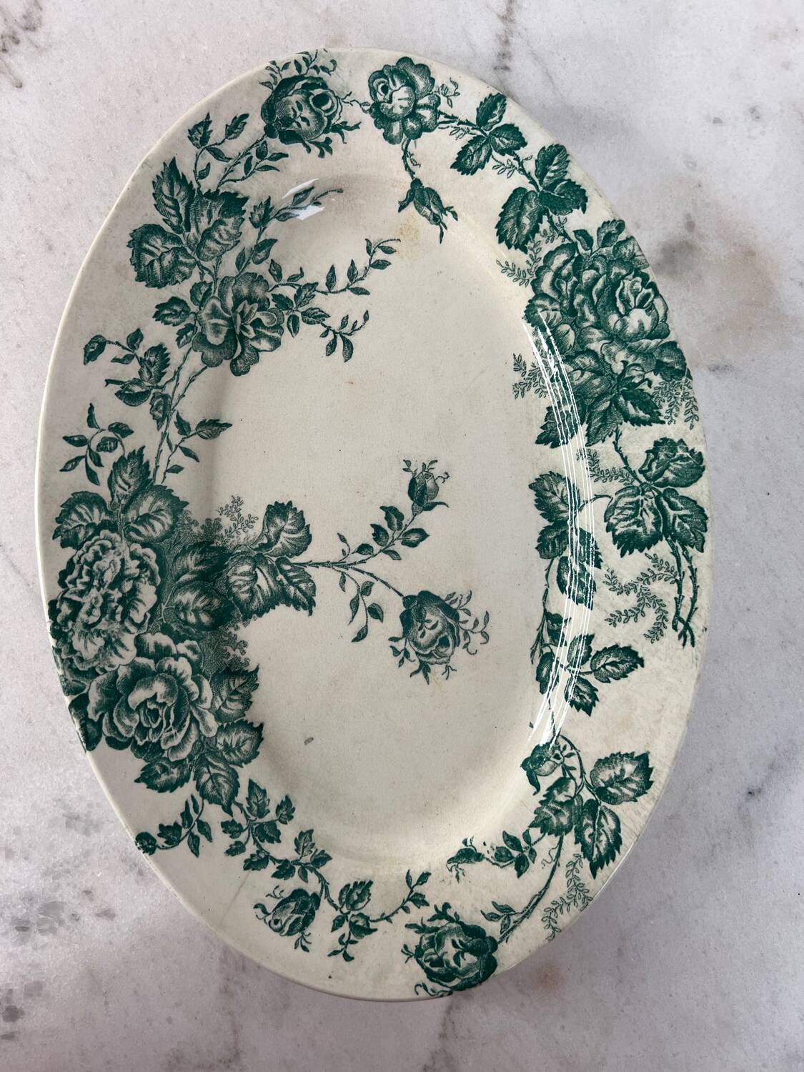 Iron earth presentation dish - roses - Bordeaux