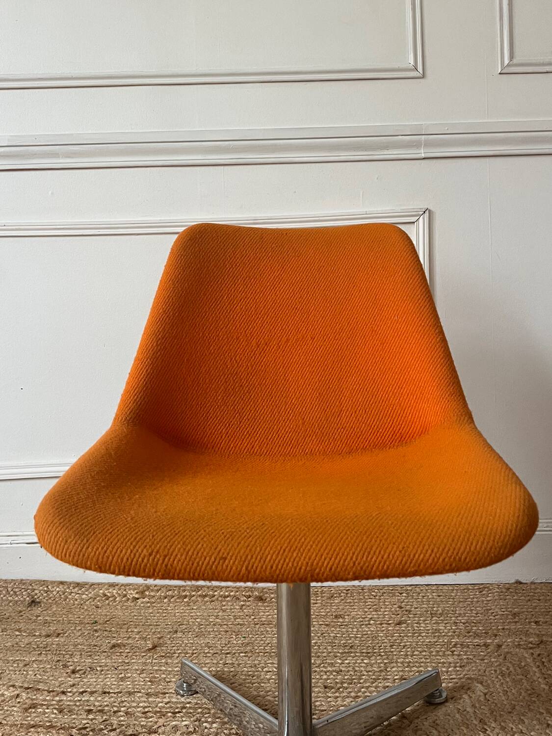 Robin Day swivel chair, 1970s