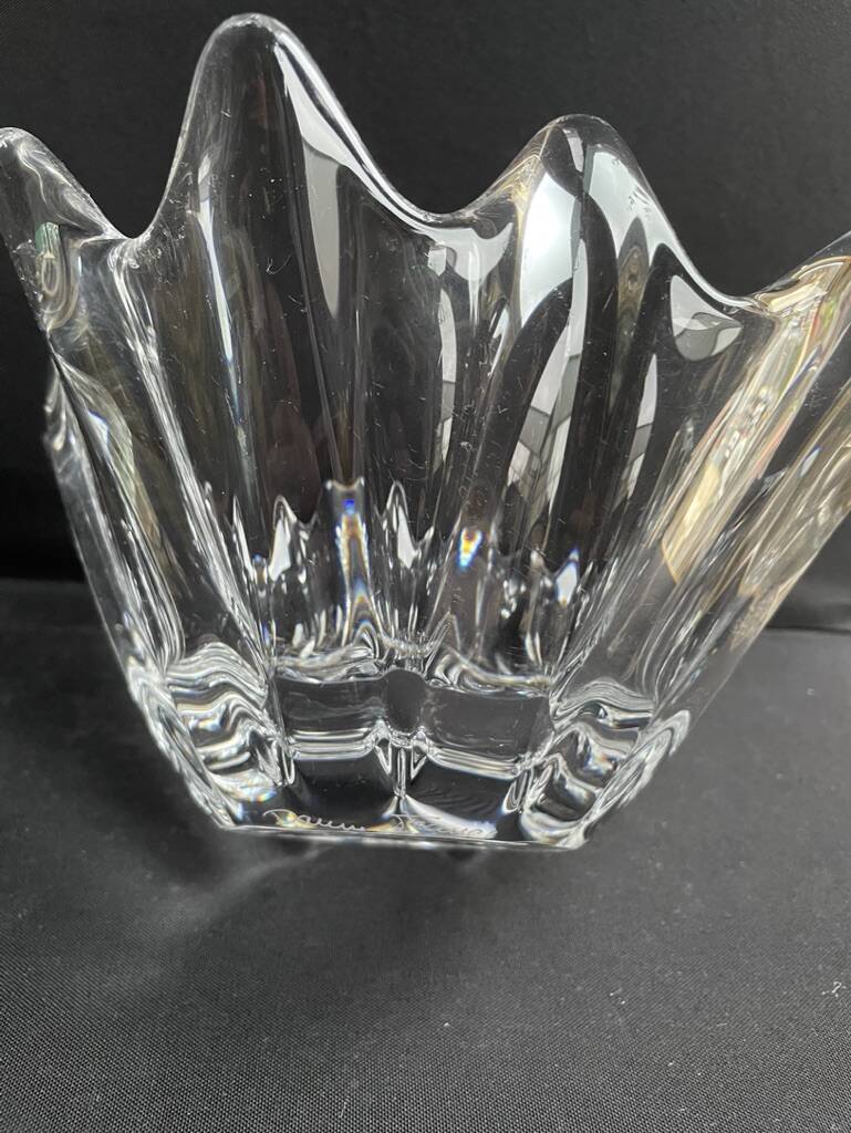 Quadrangular fruit bowl Daum France model Orion