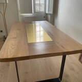 Dining room table