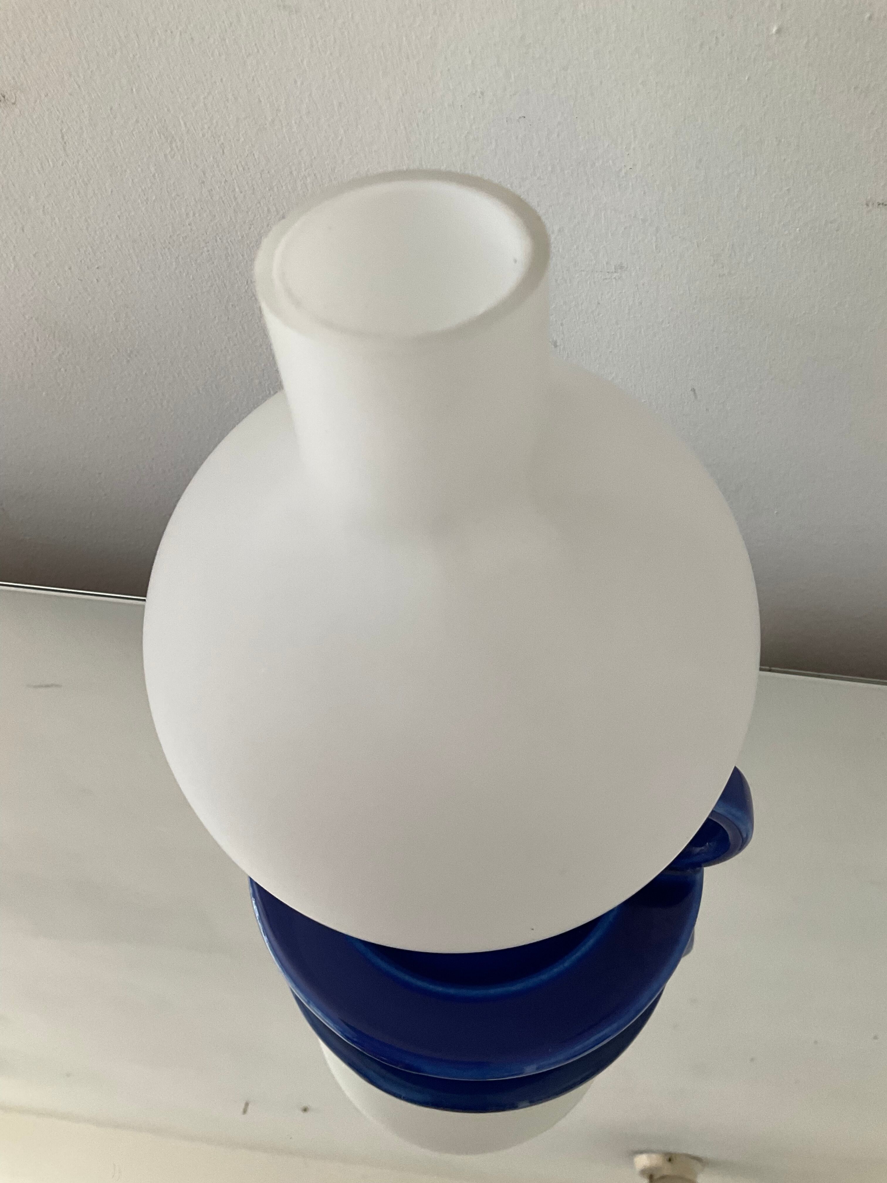 Vintage lamp of the 70s in ceramic and opaline