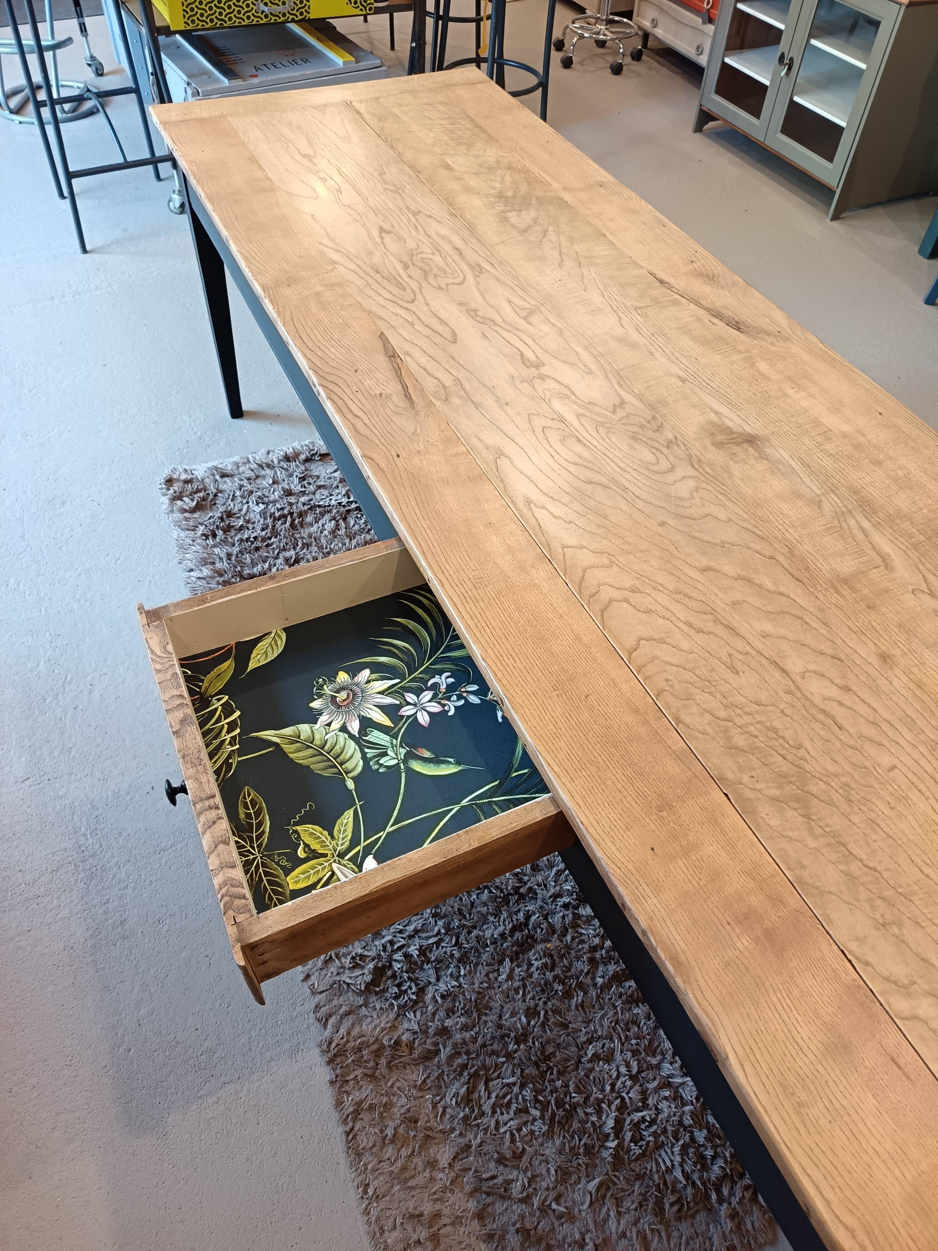 SUPERB RENOVATED FARMHOUSE TABLE 2.50m BLACK/WOOD