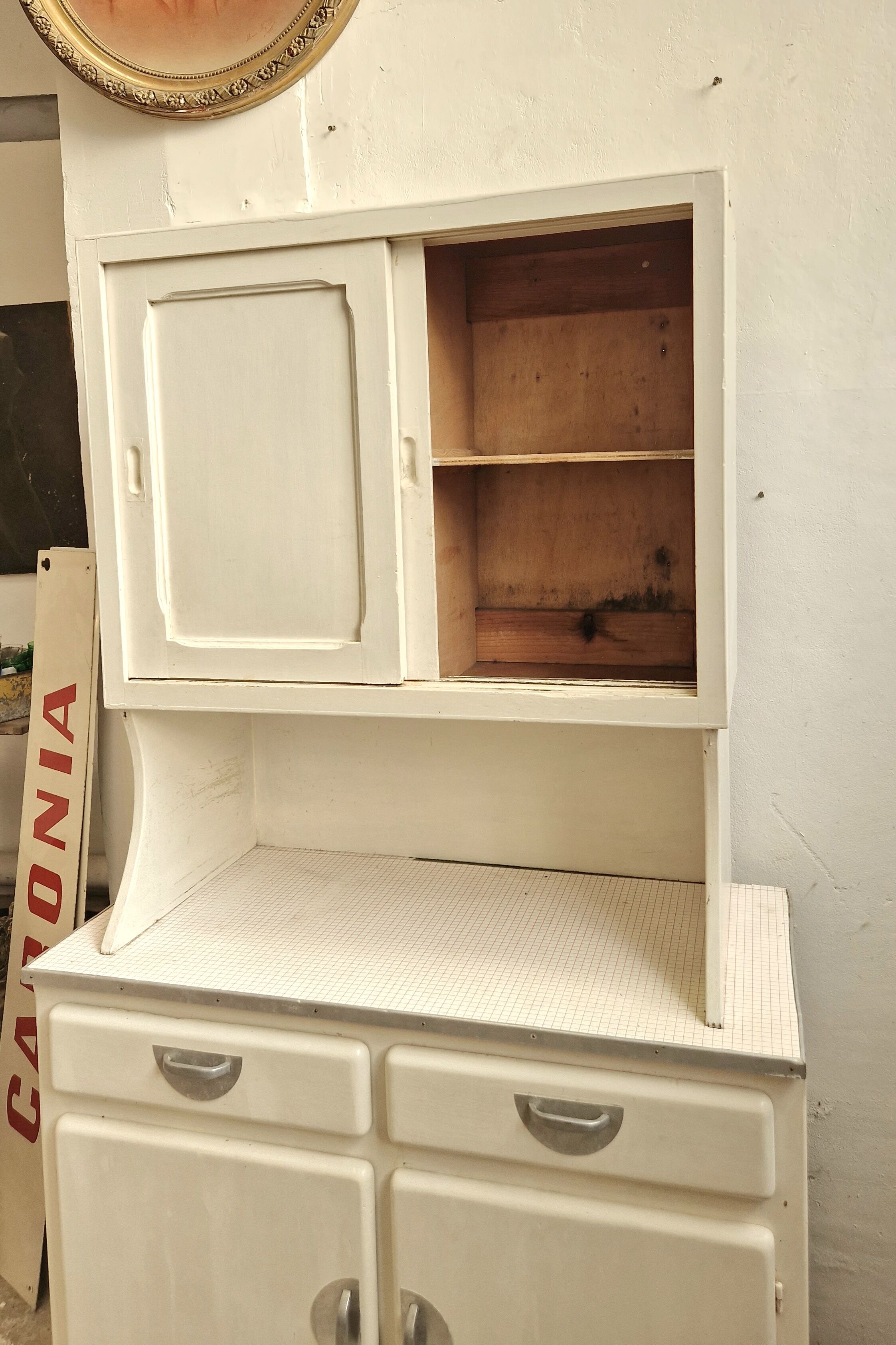 Kitchen furniture
