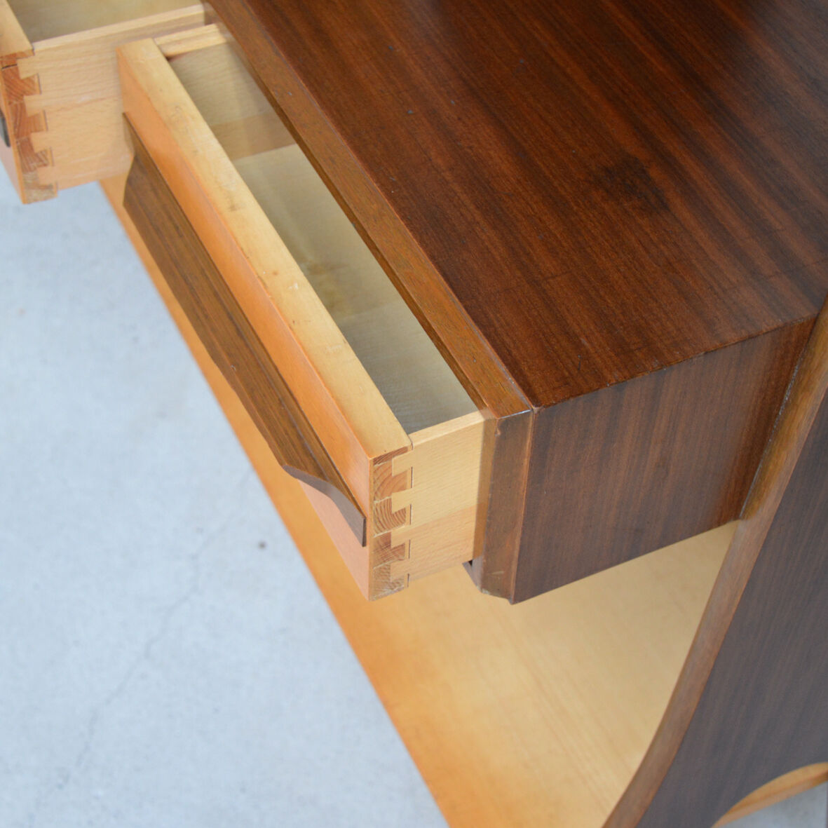 Bibliothèque secretaire pieds compas, 1960