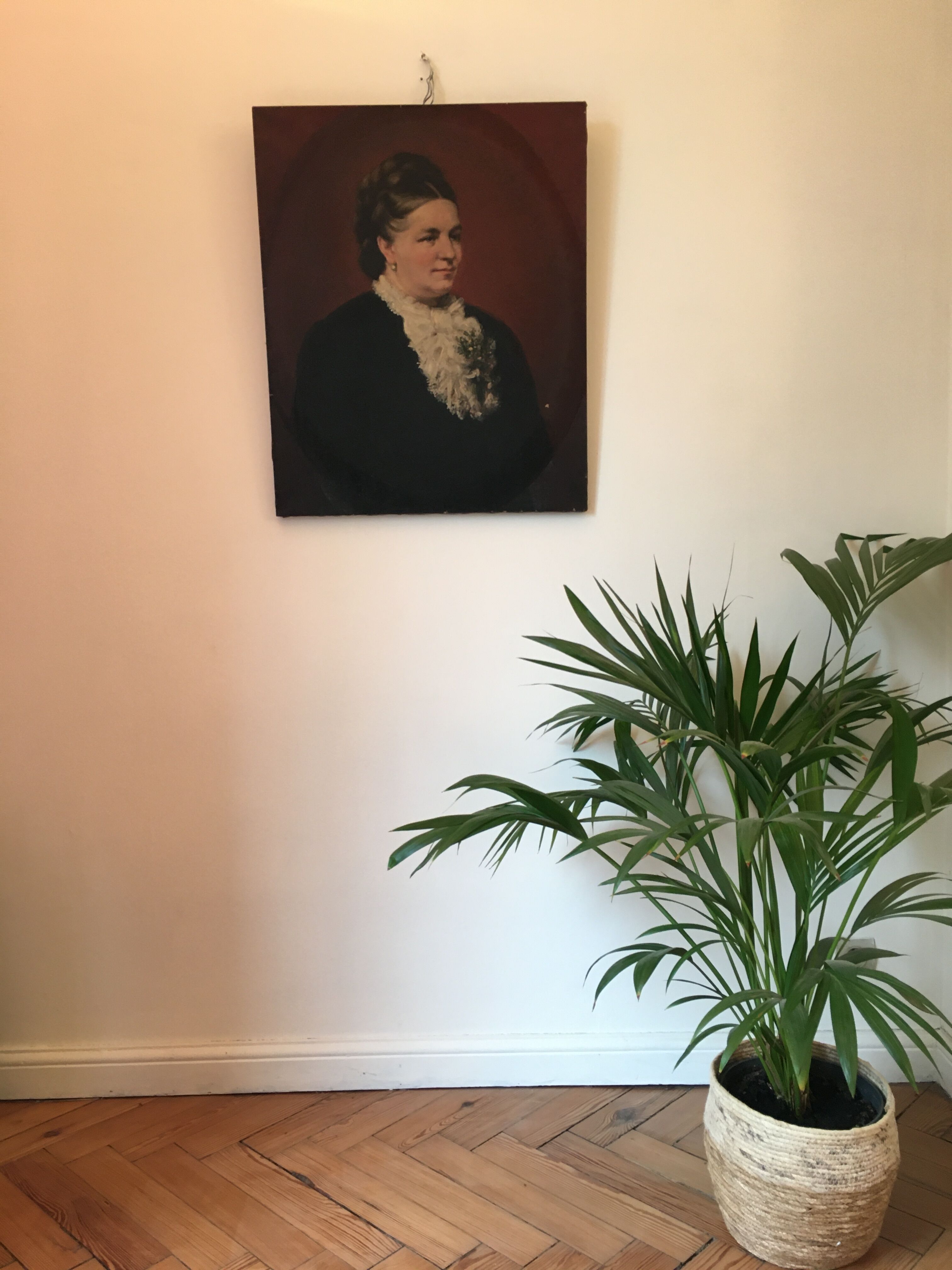 Old portrait of a woman in the late nineteenth century