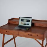 Danish teak desk, Model 64, by Arne Wahl Iversen for Vinde Møbelfabrik, 196