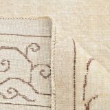 7x10 Cream Beige Oversize Vintage Rug, 209x311Cm
