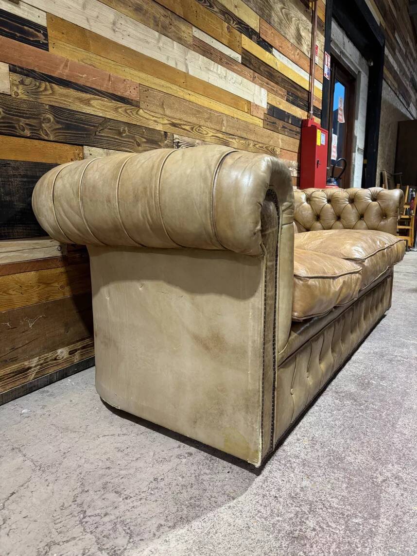 Chesterfield 3-seater leather sofa - 1960s