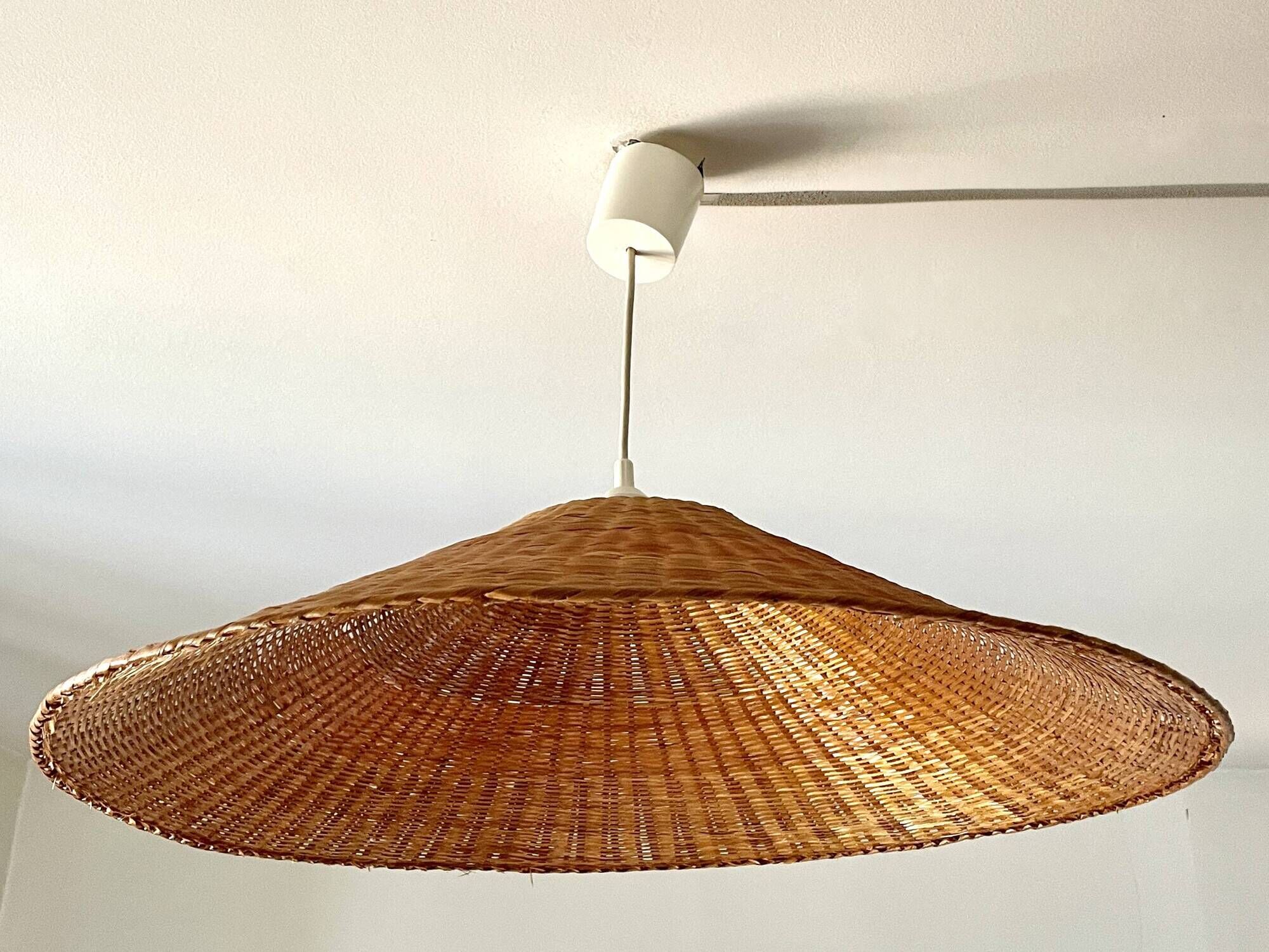 Large suspension in braided fibers 1970