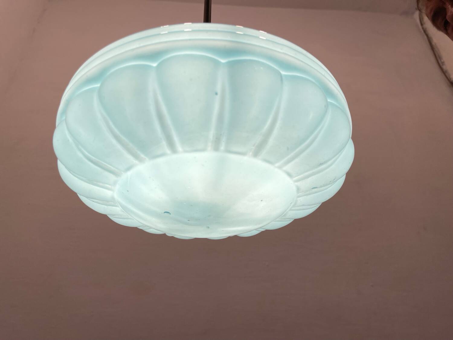 Suspension moderne du milieu du siècle avec influence Art déco
