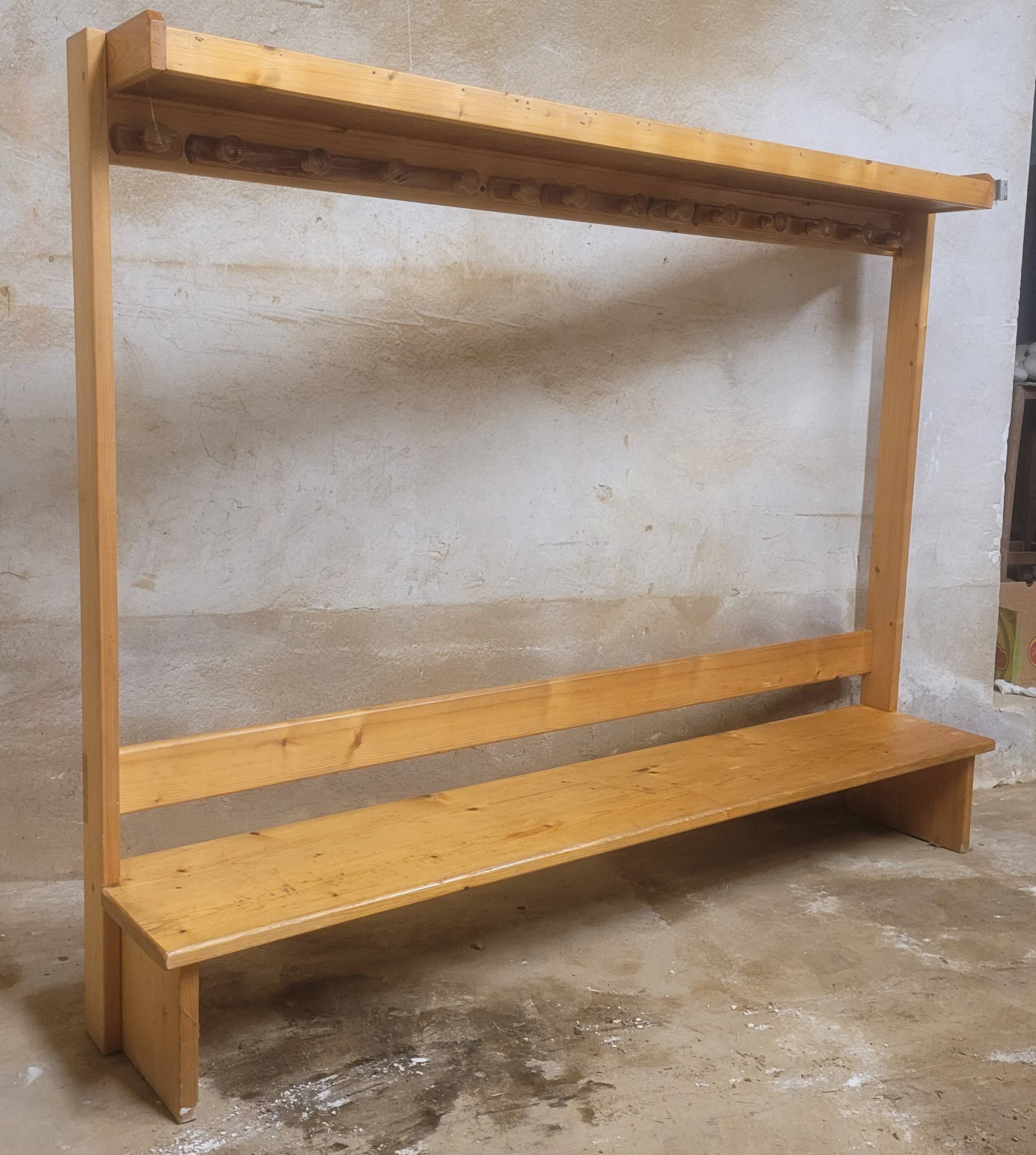 Kindergarten bench locker room