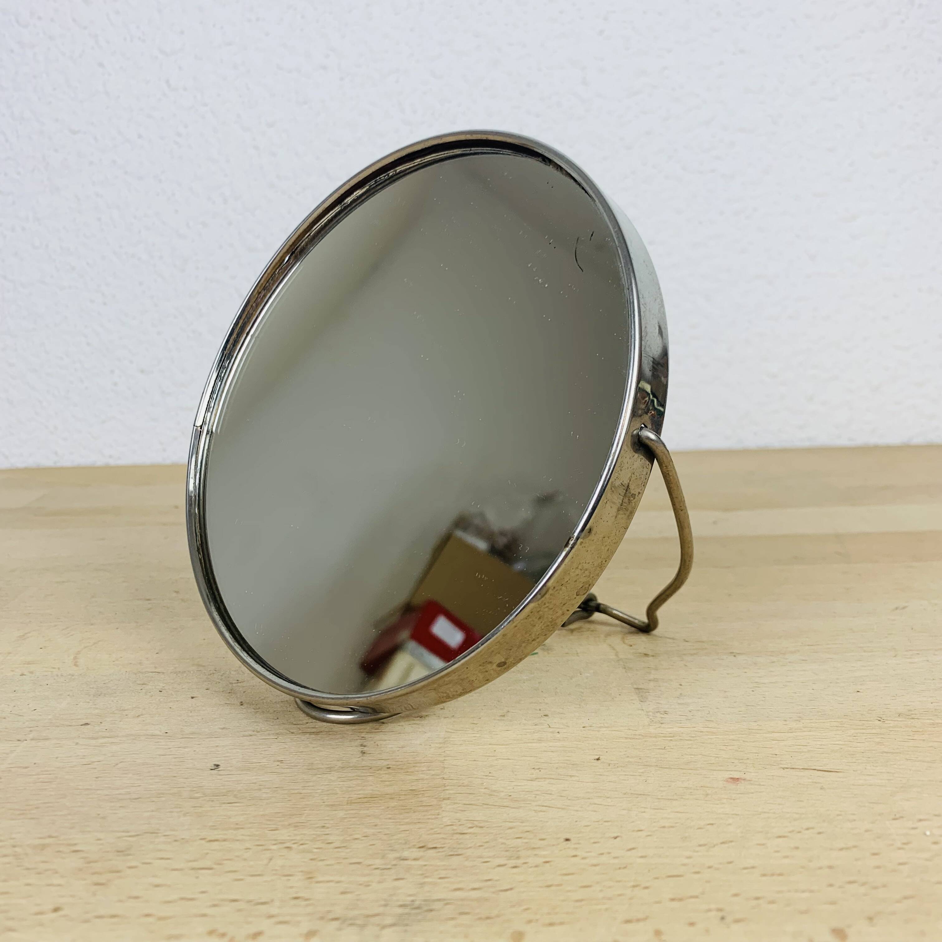 Round double-sided magnifying barber mirror