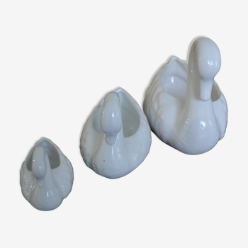 Set of 3 swan family pot covers
