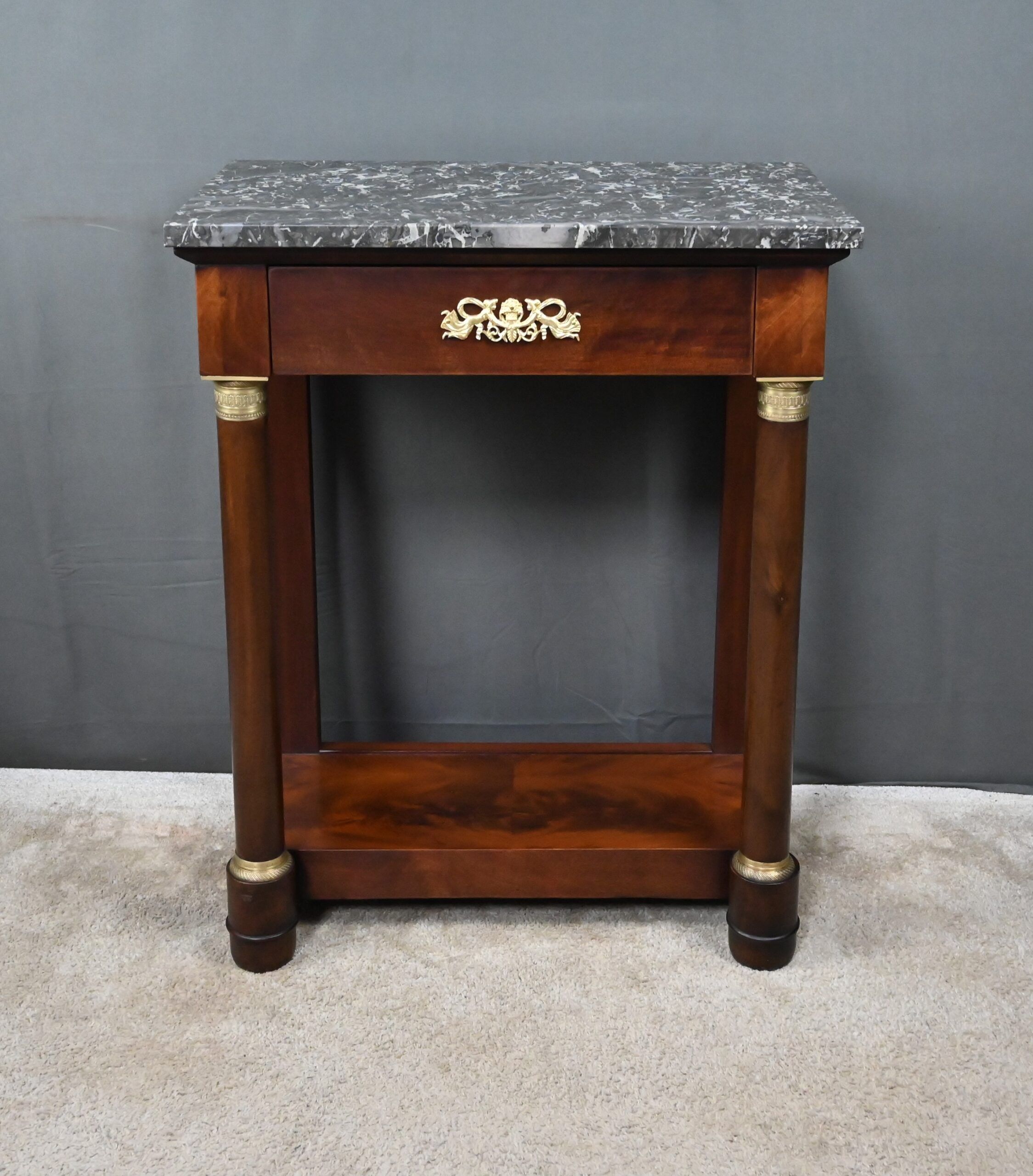 Petite console en acajou, style Empire – XIXe