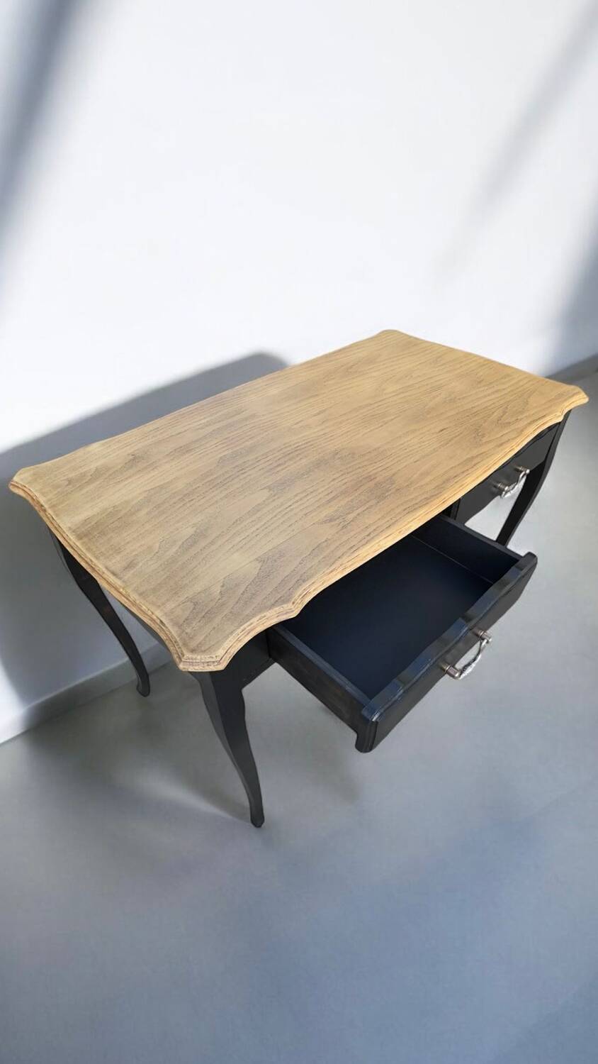 Black oak desk with honey top