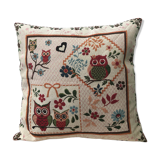 Owl cushion