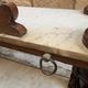 Petite étagère murale/console d’appoint Napoléon III — noyer sculpté e