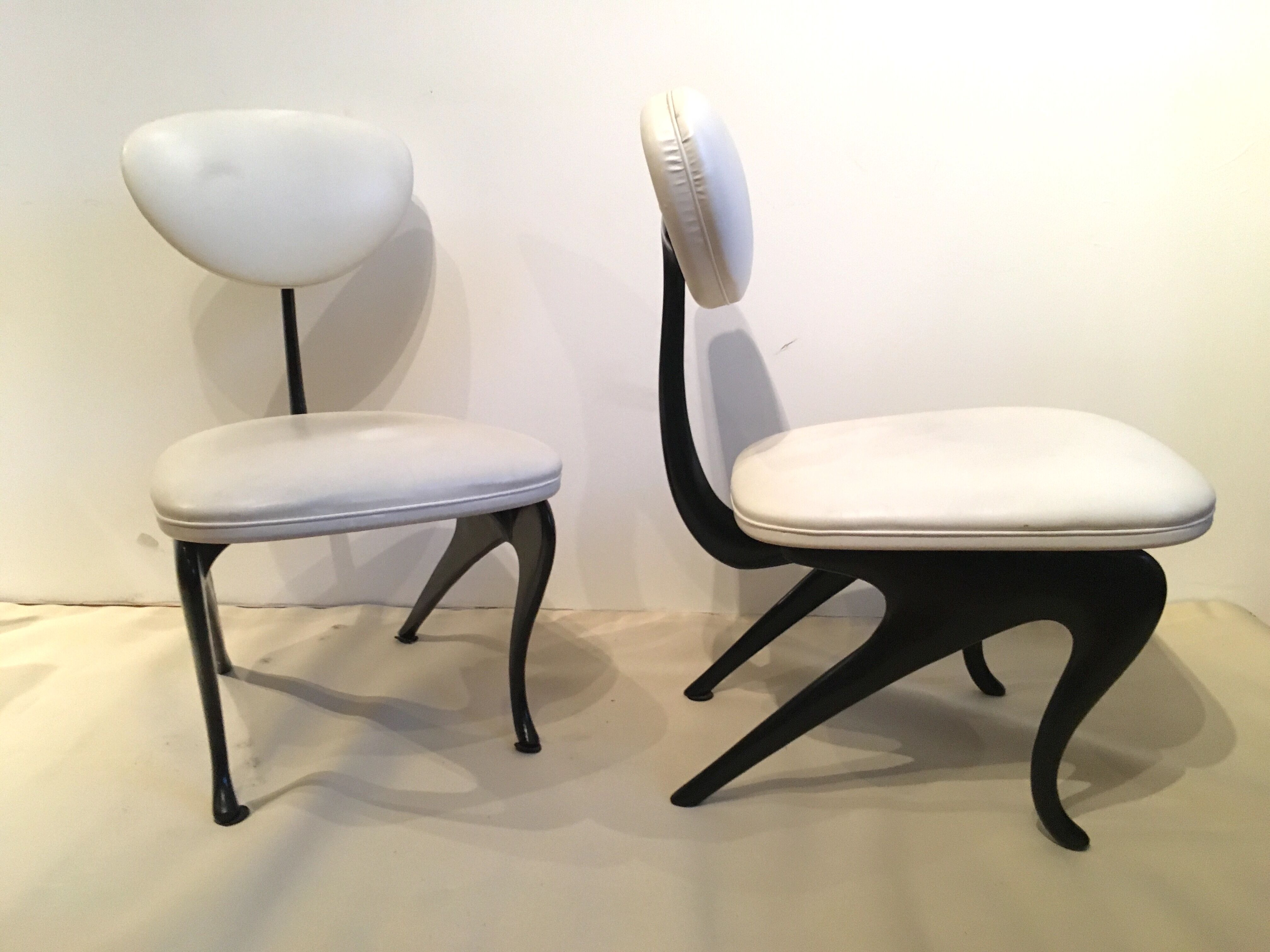 Une Paire de Fauteuils de Jordan Mozer