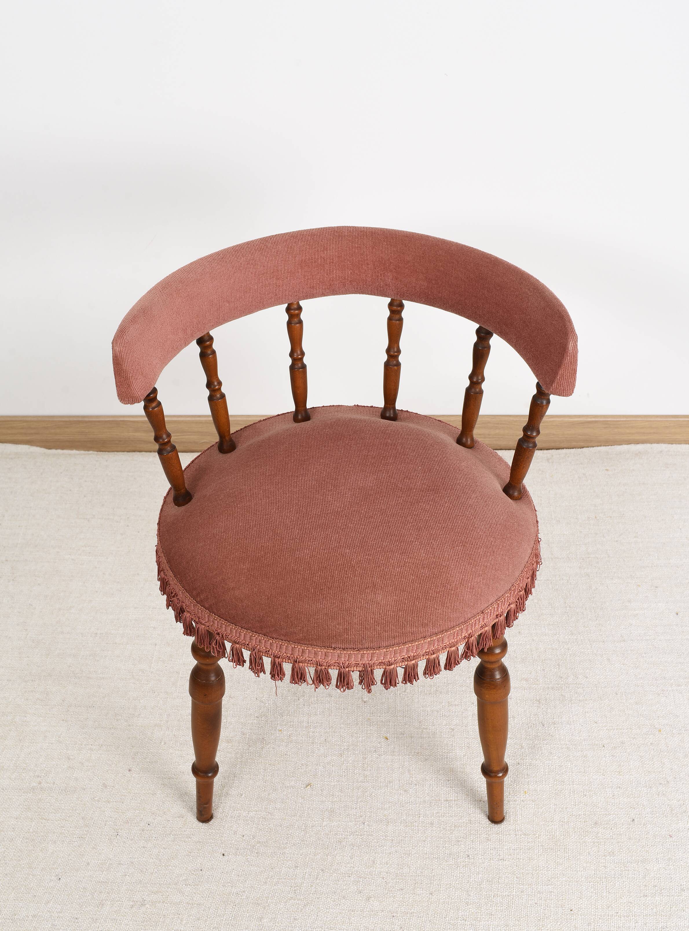 Old velvet armchair, toad style, from the 1950s
