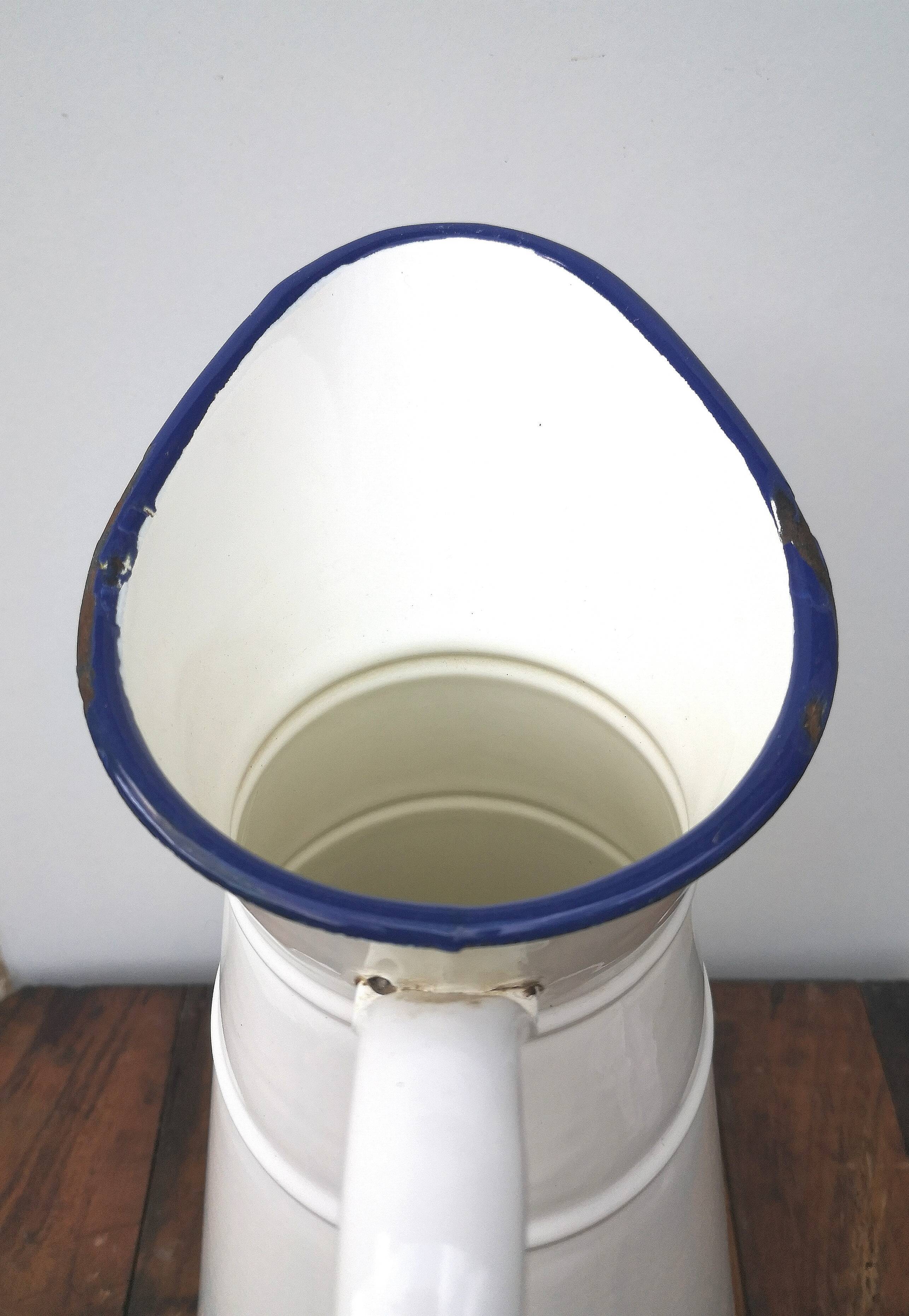 Enamelled pitcher