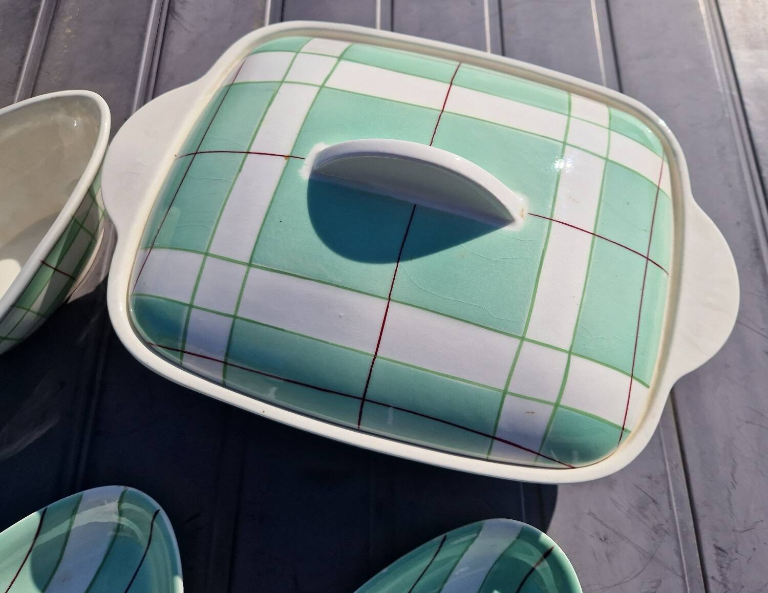 Salins Hossegor model 26-piece dinnerware set