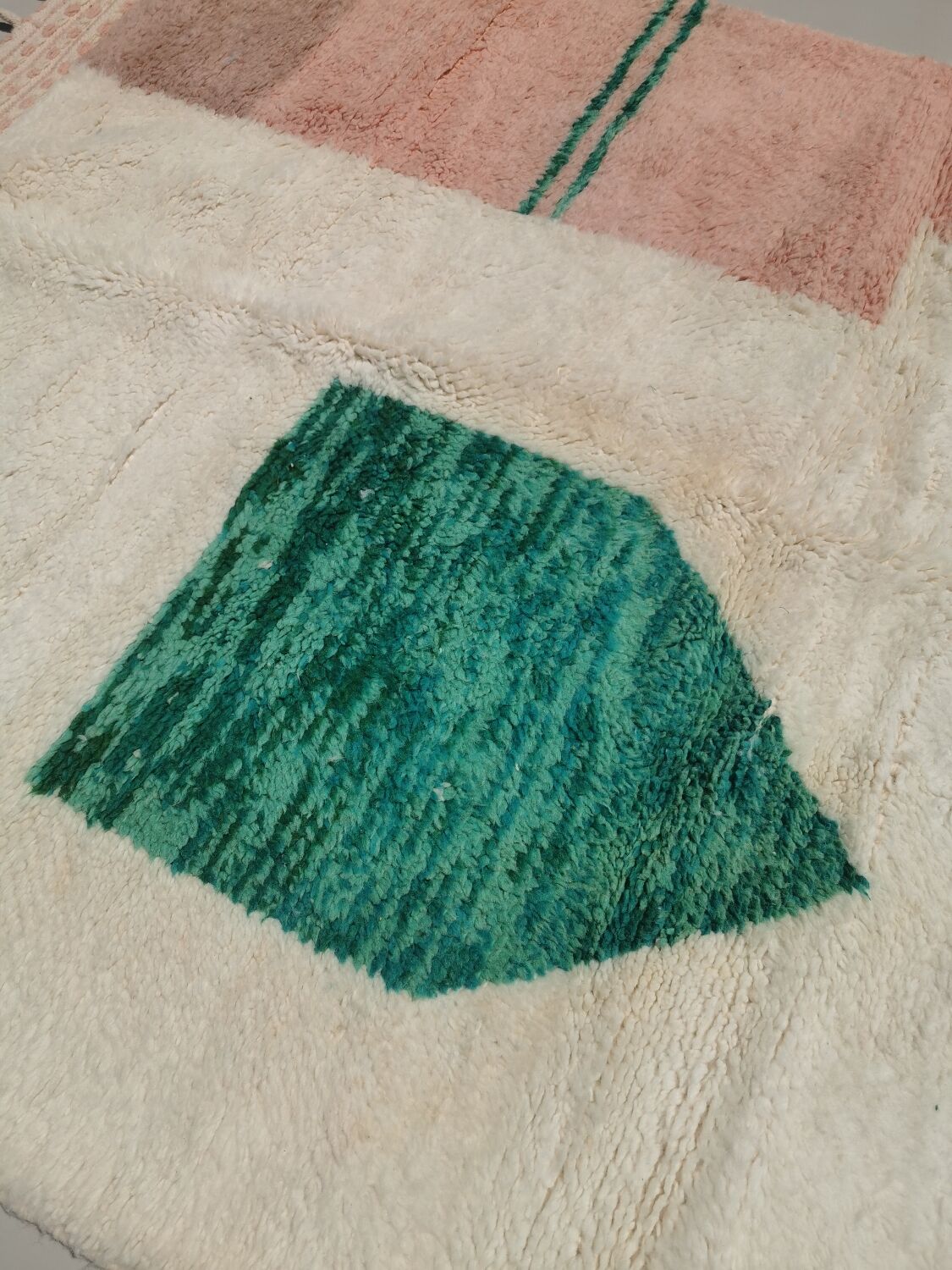 Berber carpet beni ouarain