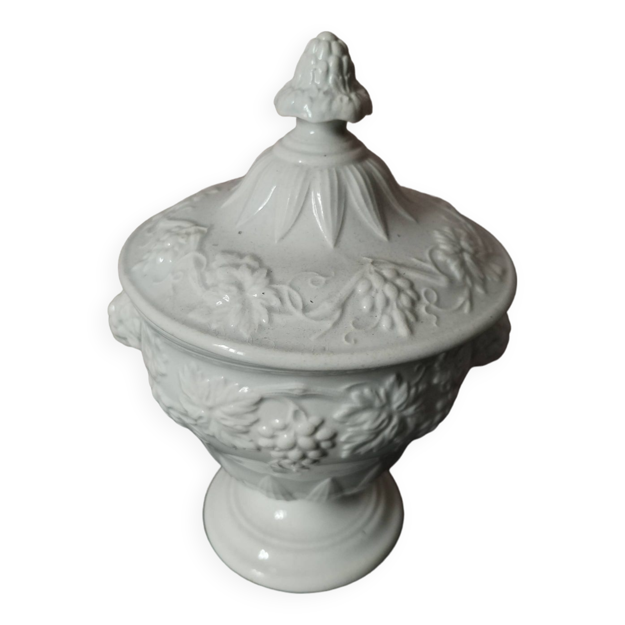 Sugar bowl Creil Montereau