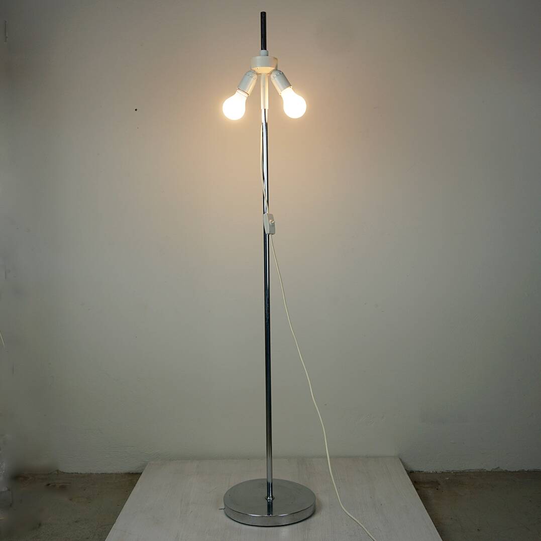 Lampadaire en chrome des années 50 avec abat-jour réglable
