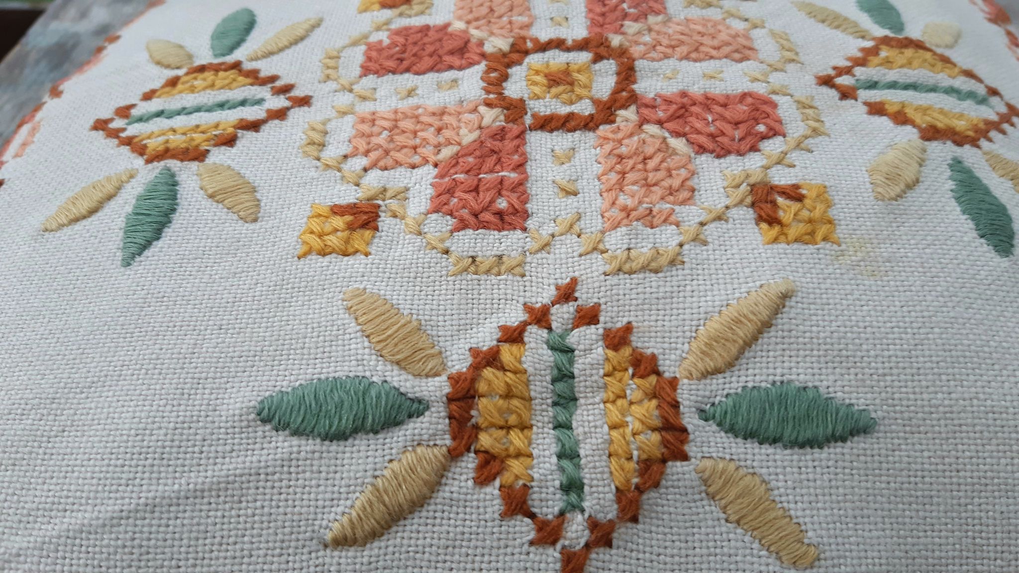 50s embroidered cushion