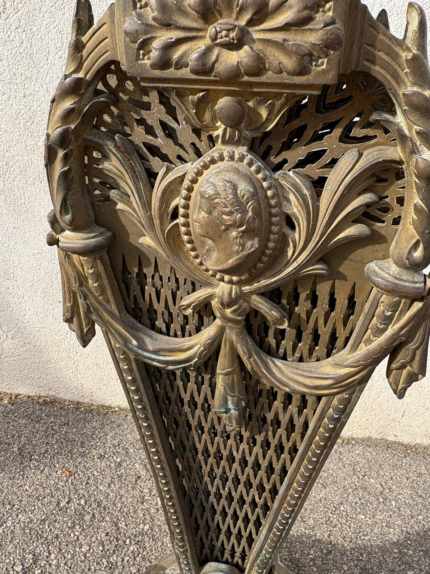 Fireplace screen