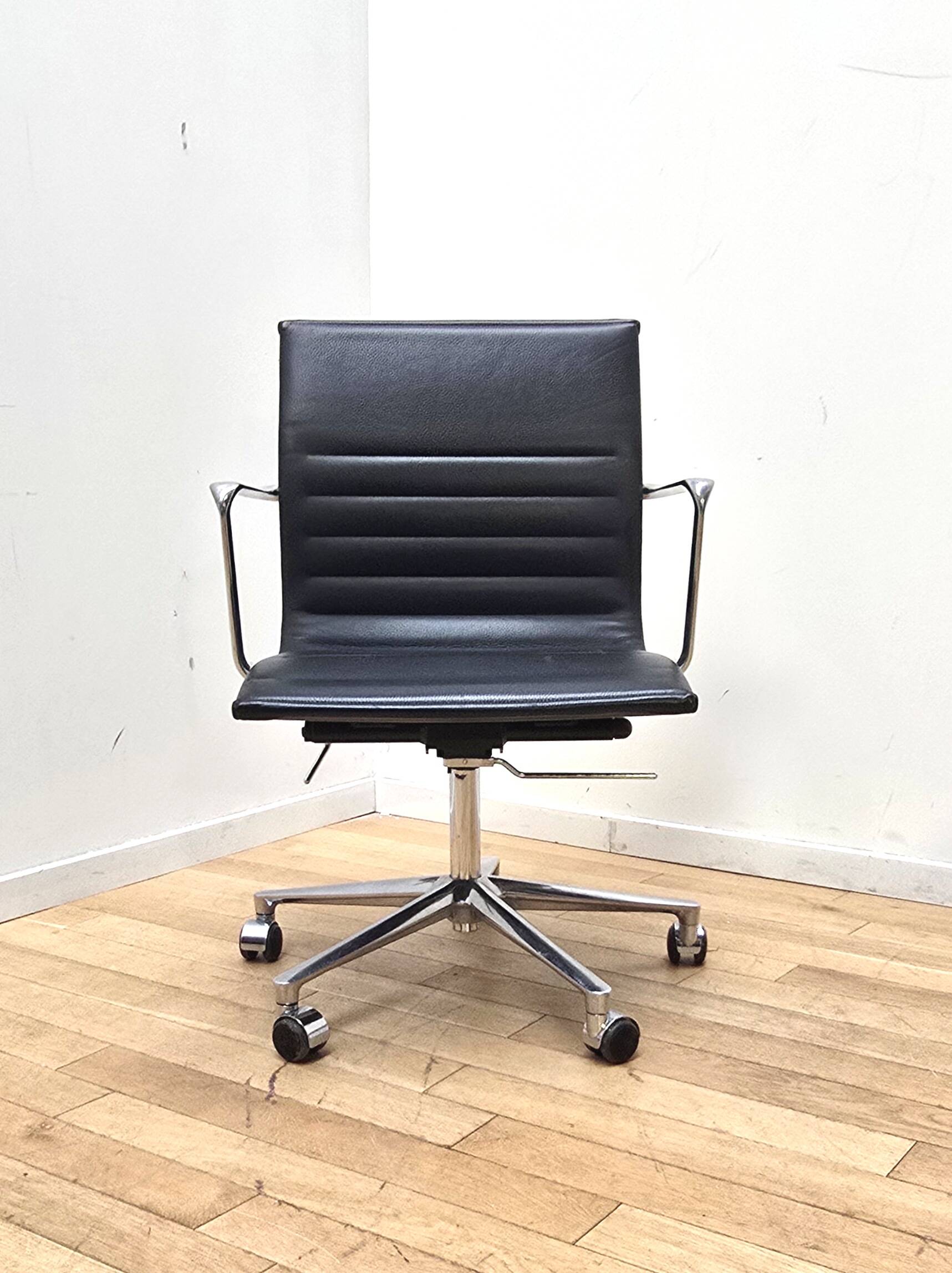 Suite de 6 chaises de bureau Una Chair, ICF