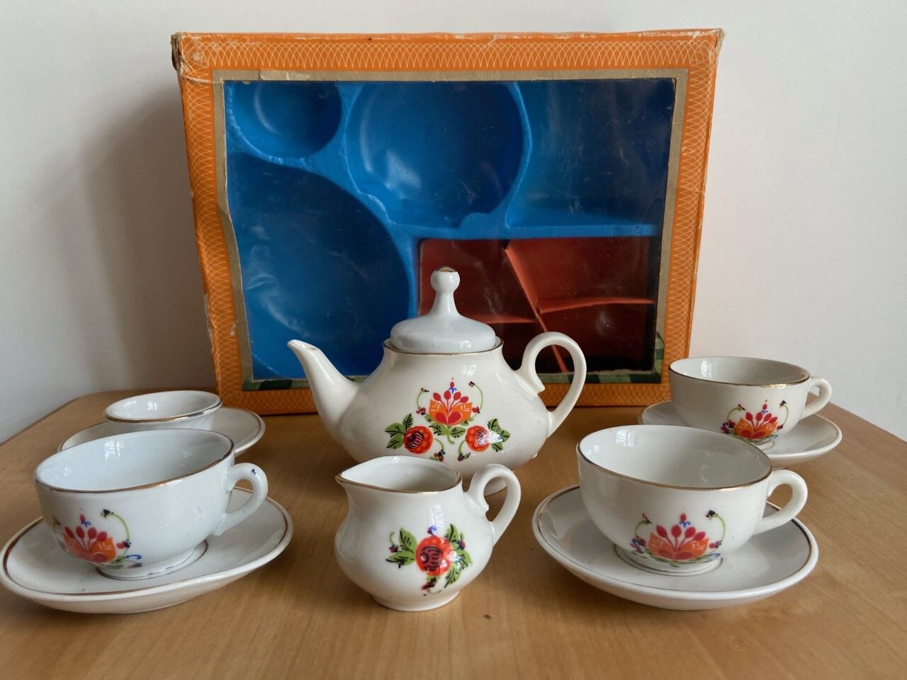 Service dinette faience old