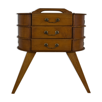 Small wooden worker 9 drawers