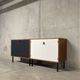 Enfilade moderniste noire et blanche Philippon et Lecoq vintage années 60