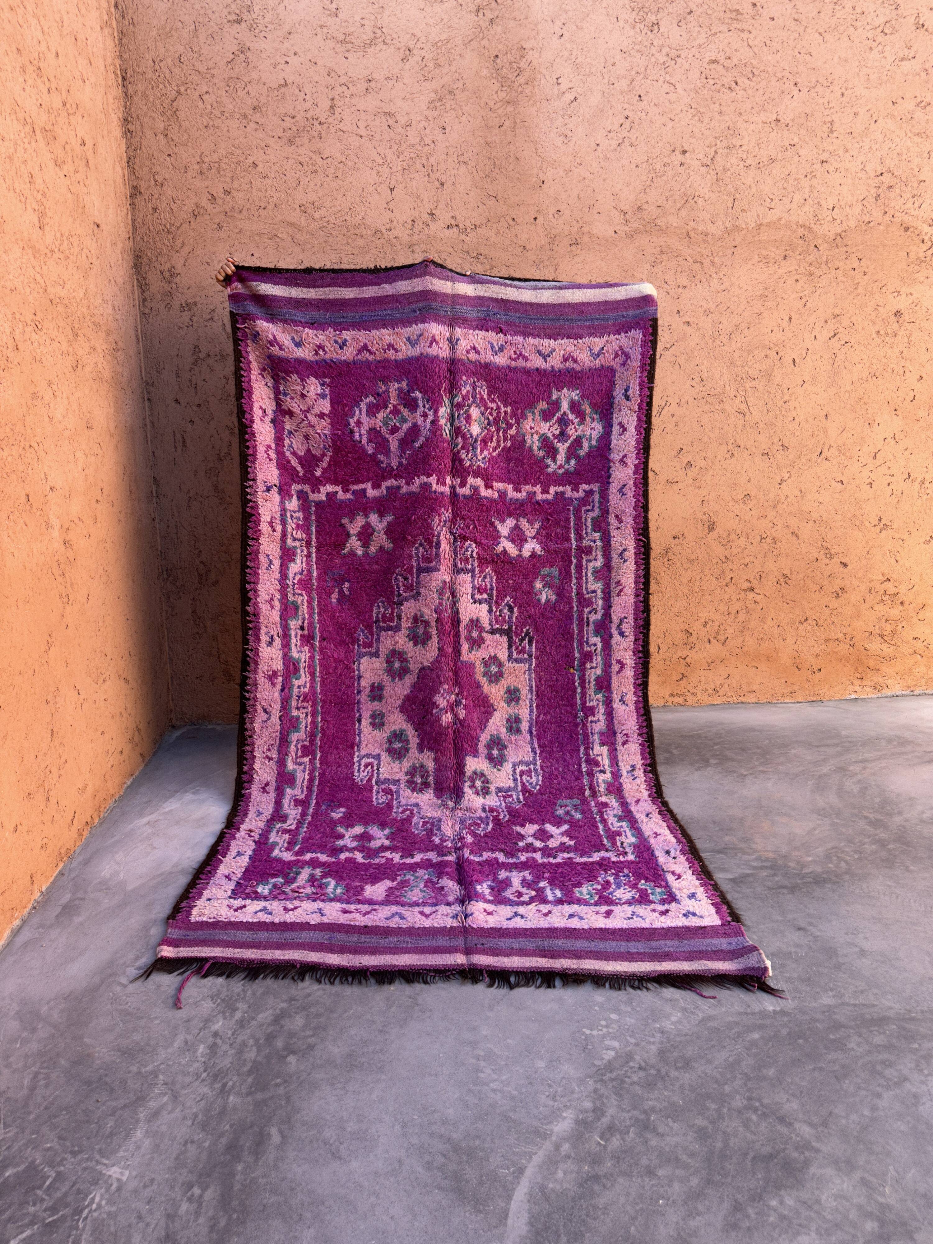 Moroccan Carpet - 173 x 319 cm