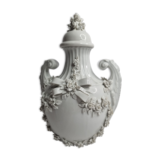Vase décoratif de style baroque en porcelaine blanche émaillée, 26 cm