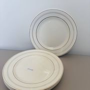 4 dessert plates in porcelain from St Amand 191105