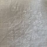 6 VV monogram napkins