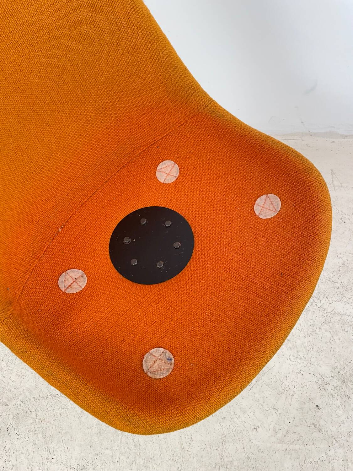 Tulip chair by Eero Saarinen Knoll international 1970