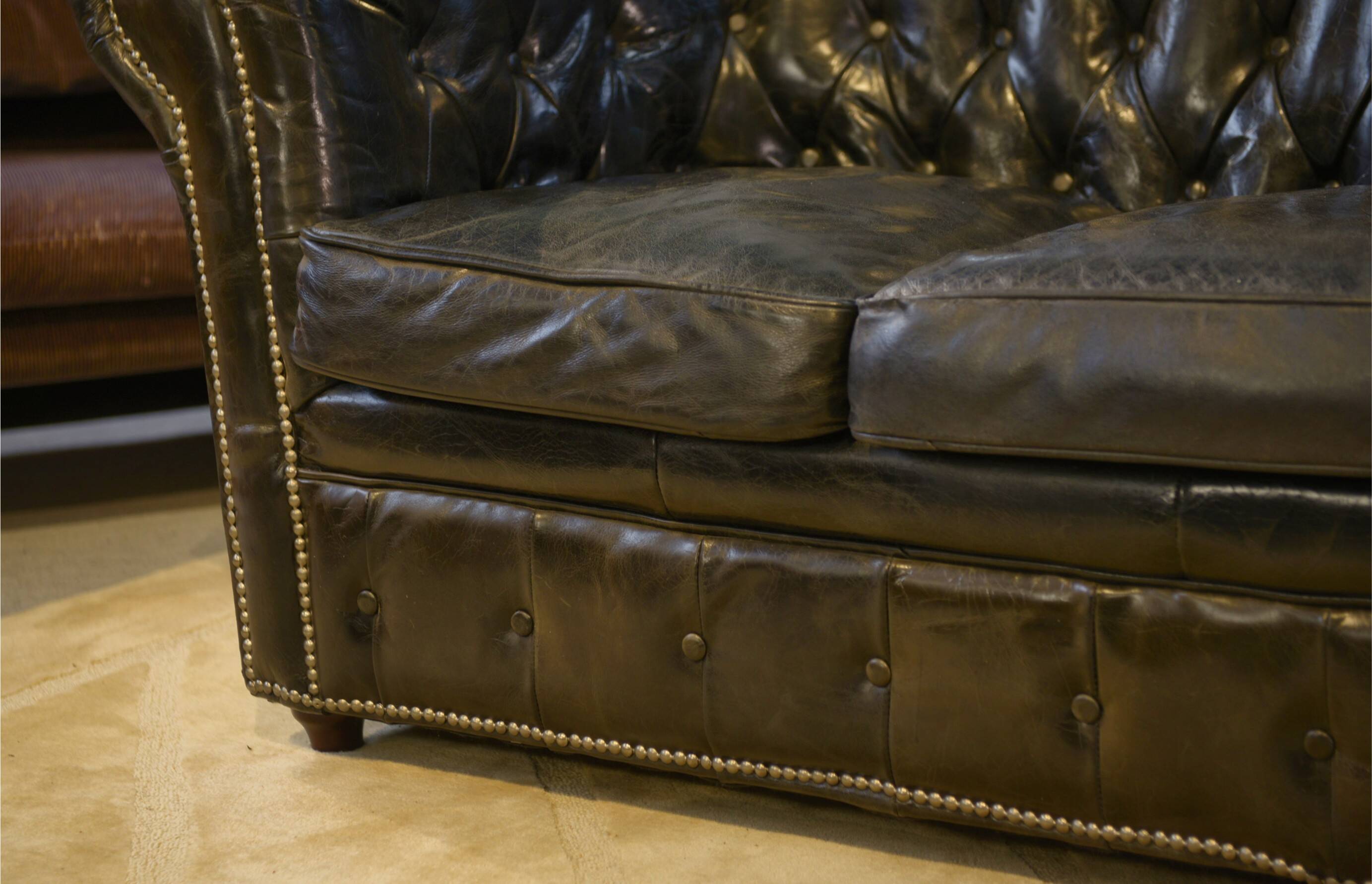 Chesterfield 3-seater sofa in black leather
