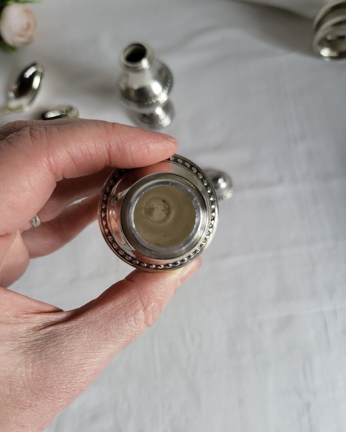 Salt and Pepper Shaker Set in Silver-Plated Metal