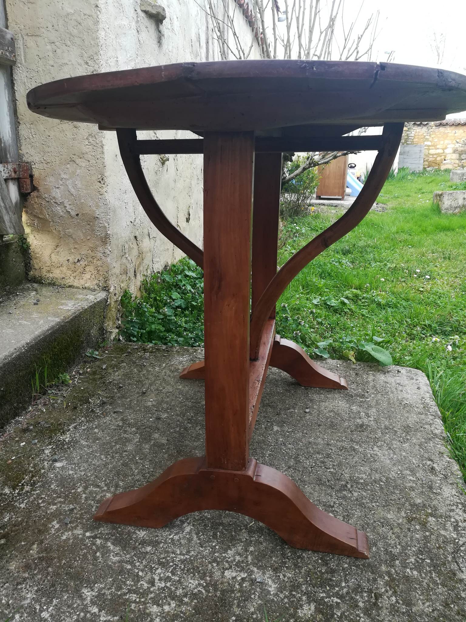 Harvest table Cognac 19th