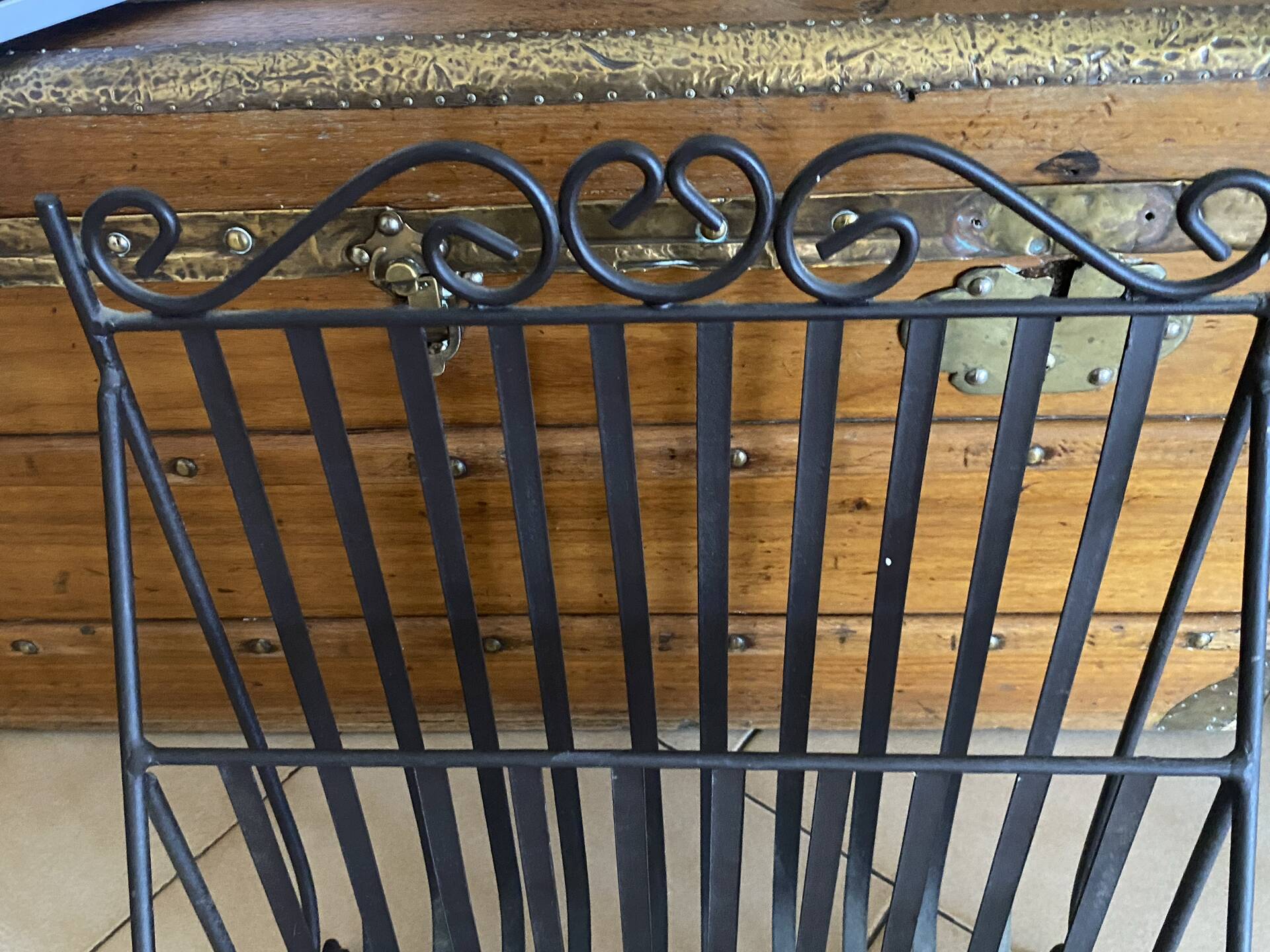 Magazine rack