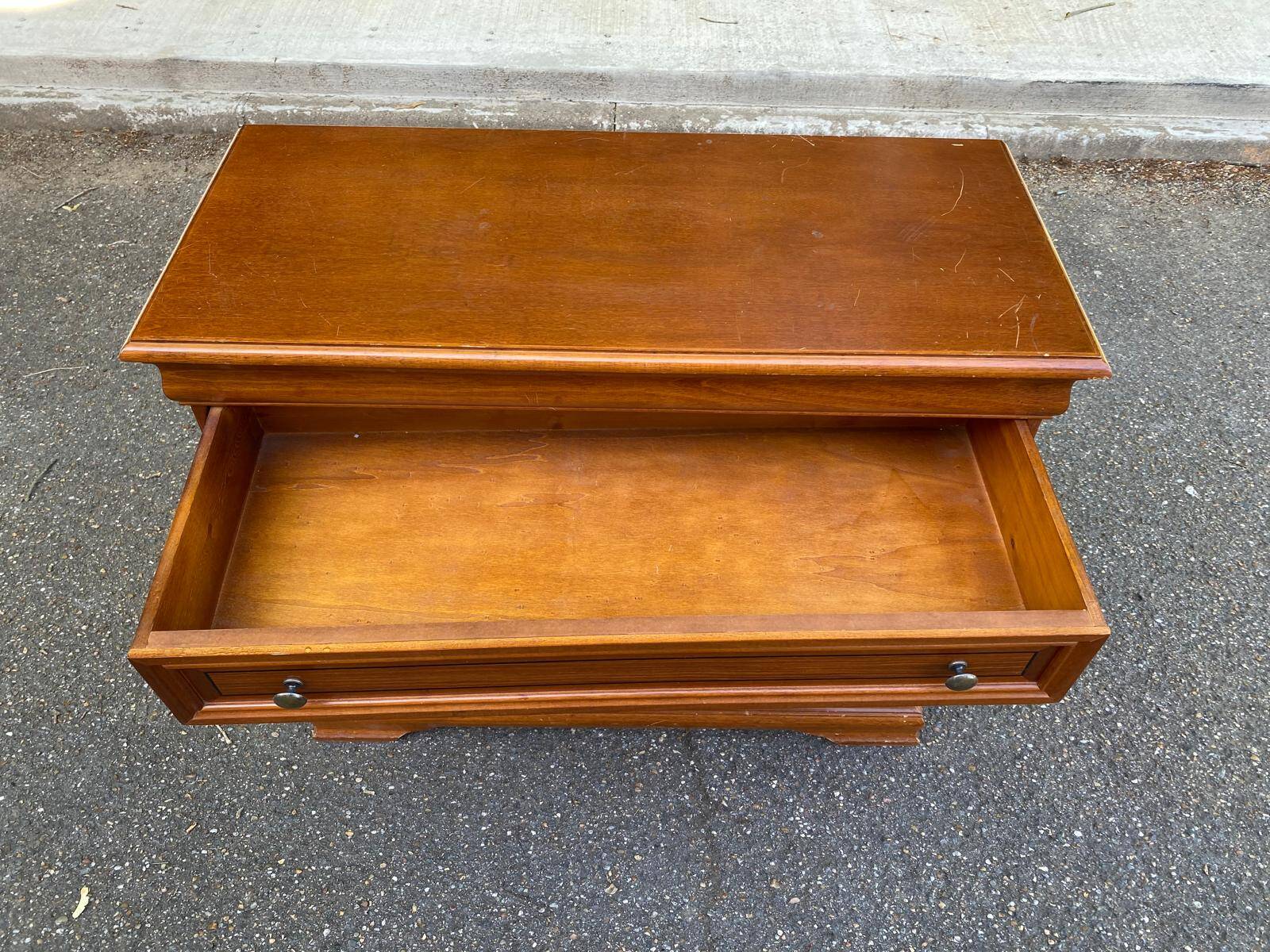 Louis Philippe low depth chest of drawers in solid wood with 4 drawers