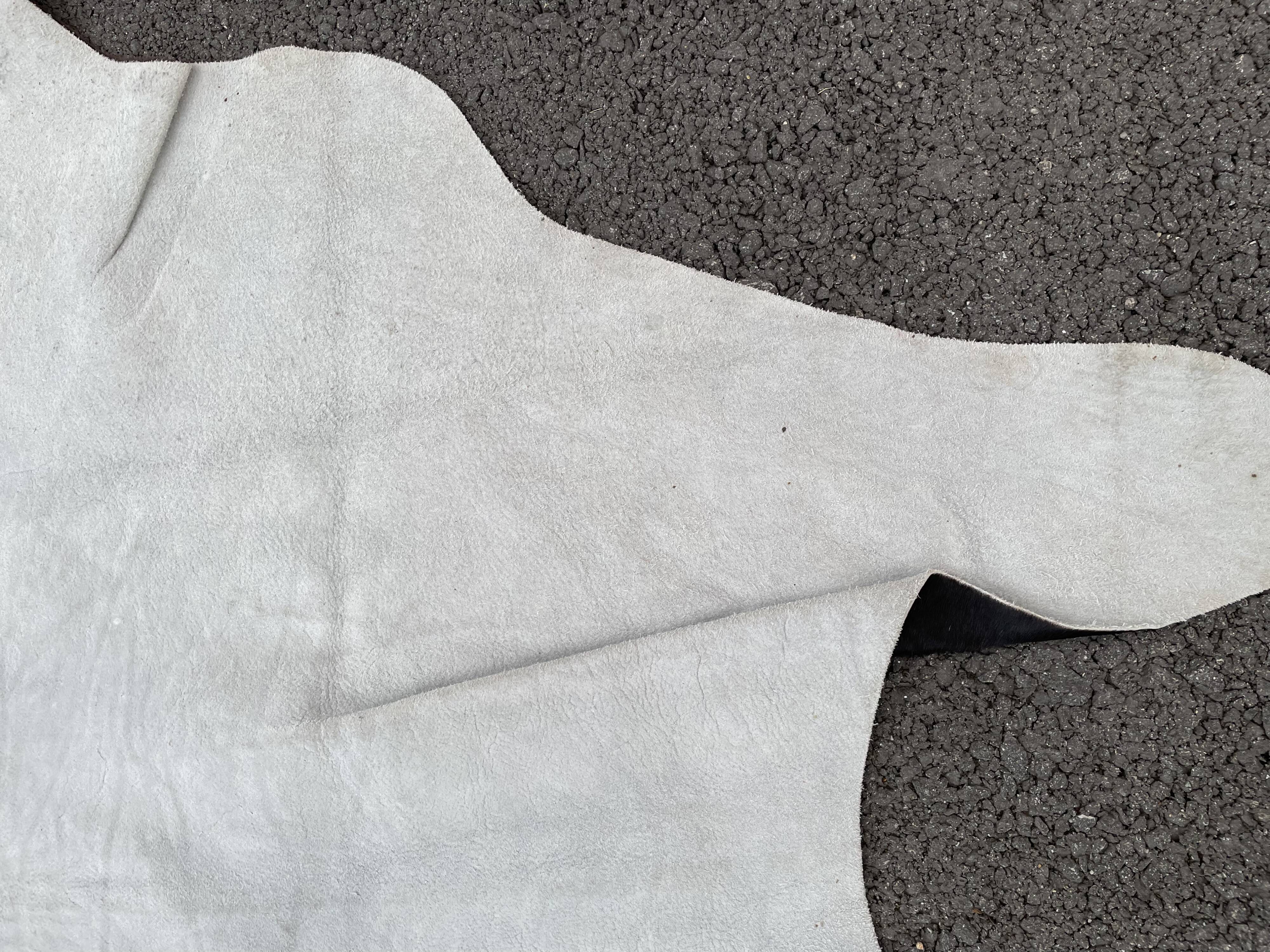 Cowhide mat 210x250cm