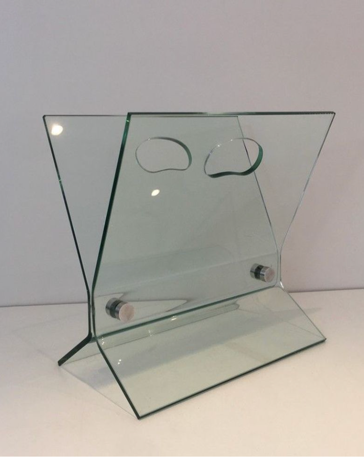 Design magazine holders in glass and brushed steel