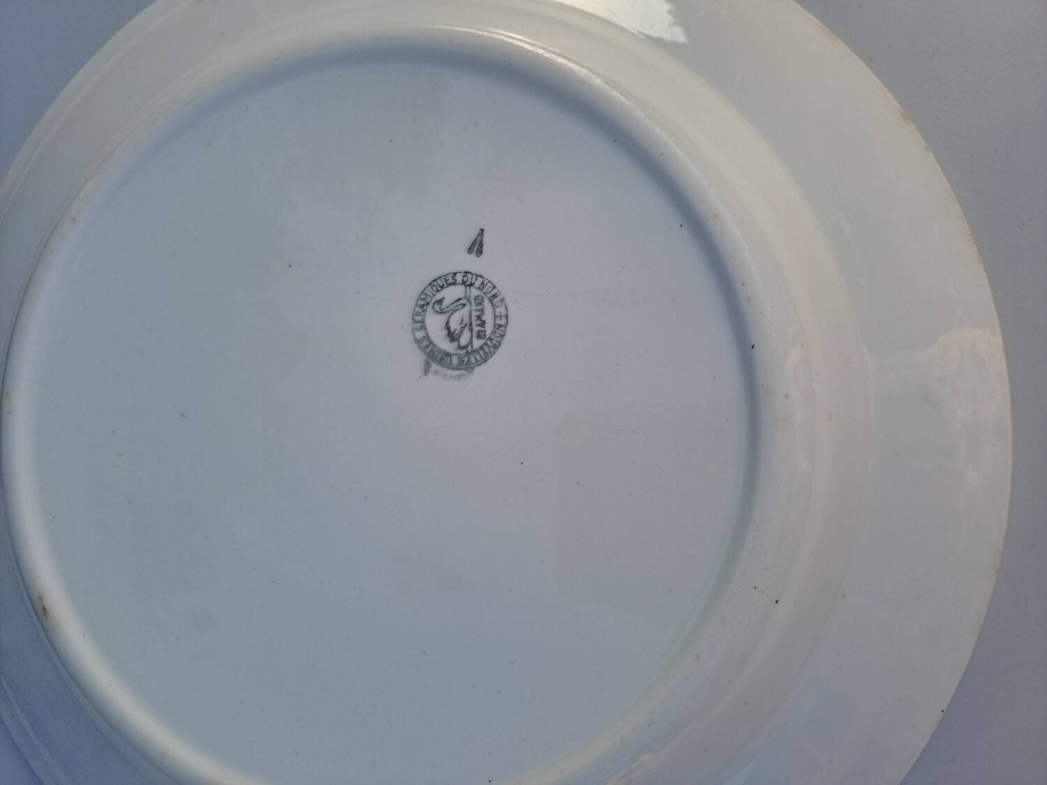 St Amand hollow dish