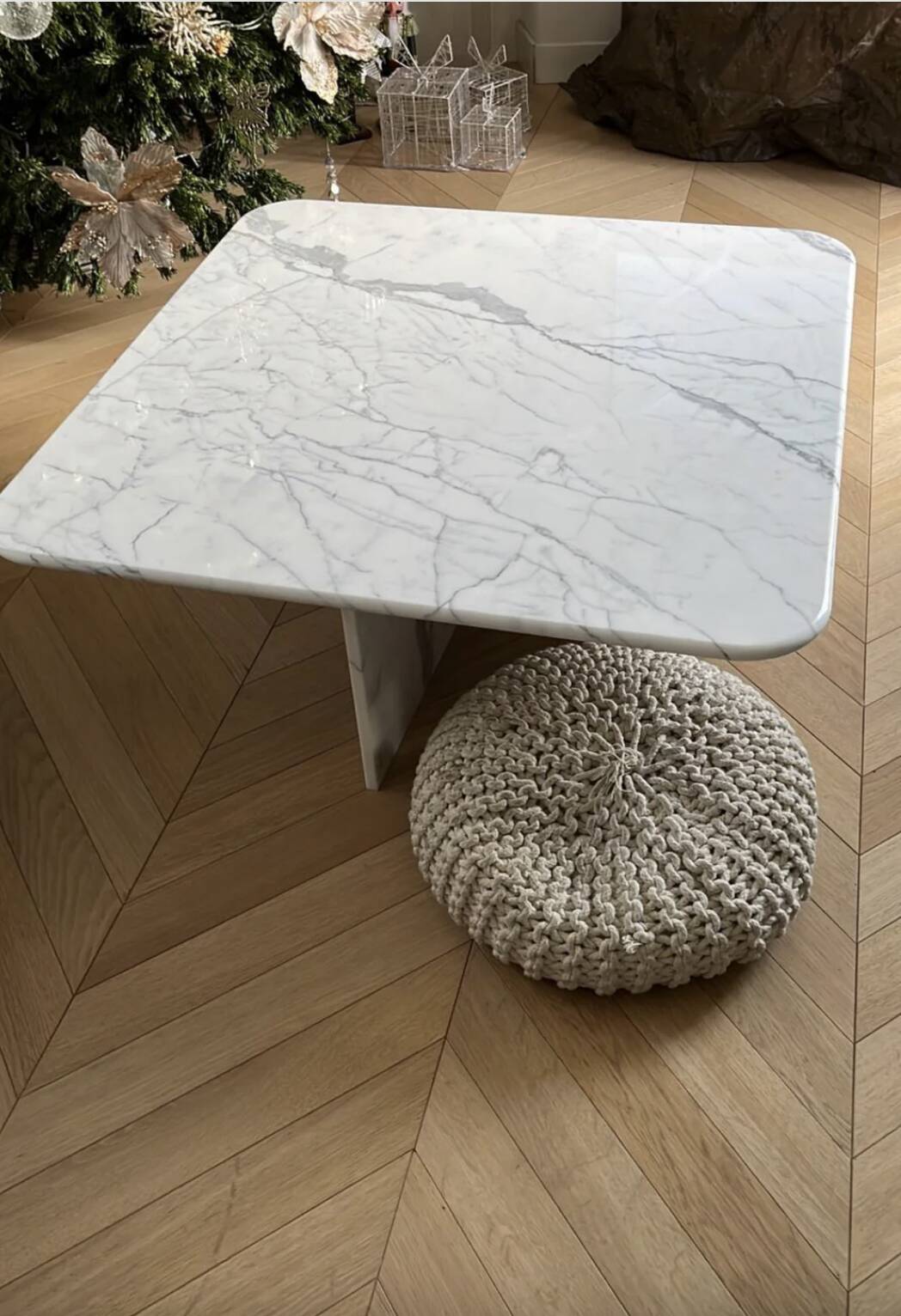 Table carrée 100% marbre calacatta