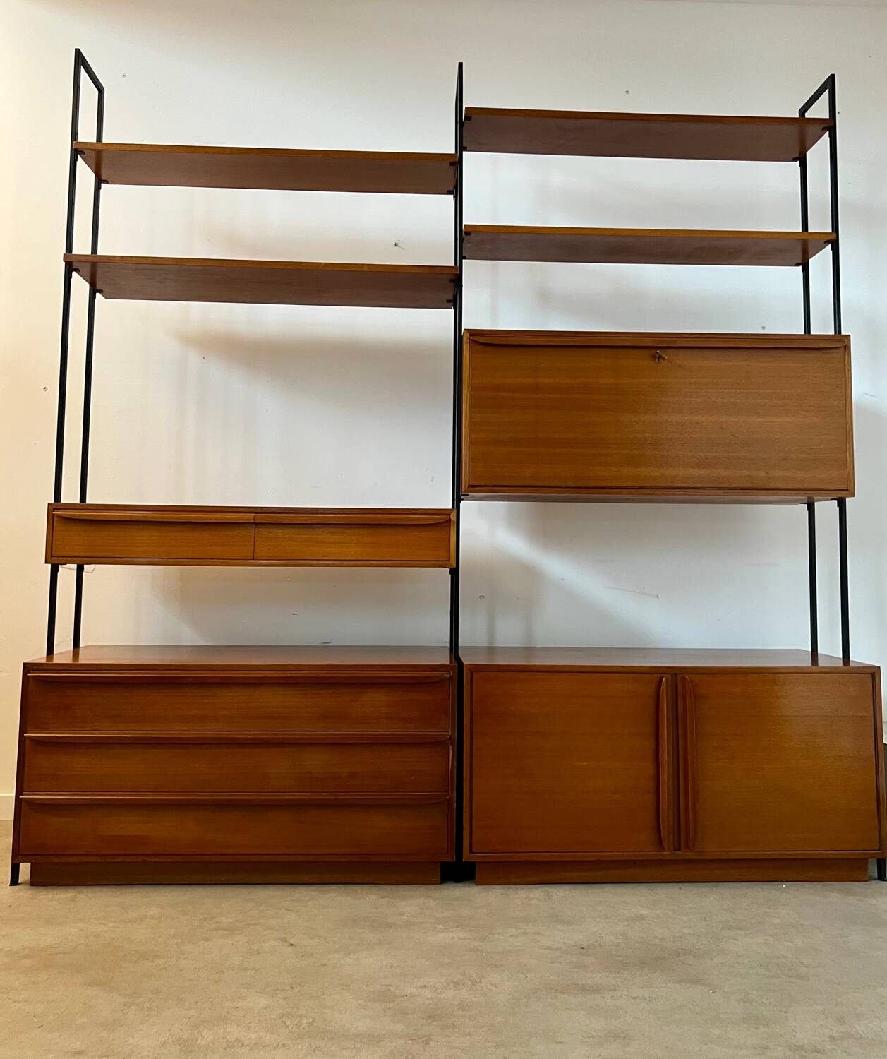 Ancienne étagère modulable  en teck et métal design scandinave des années 60 vintage