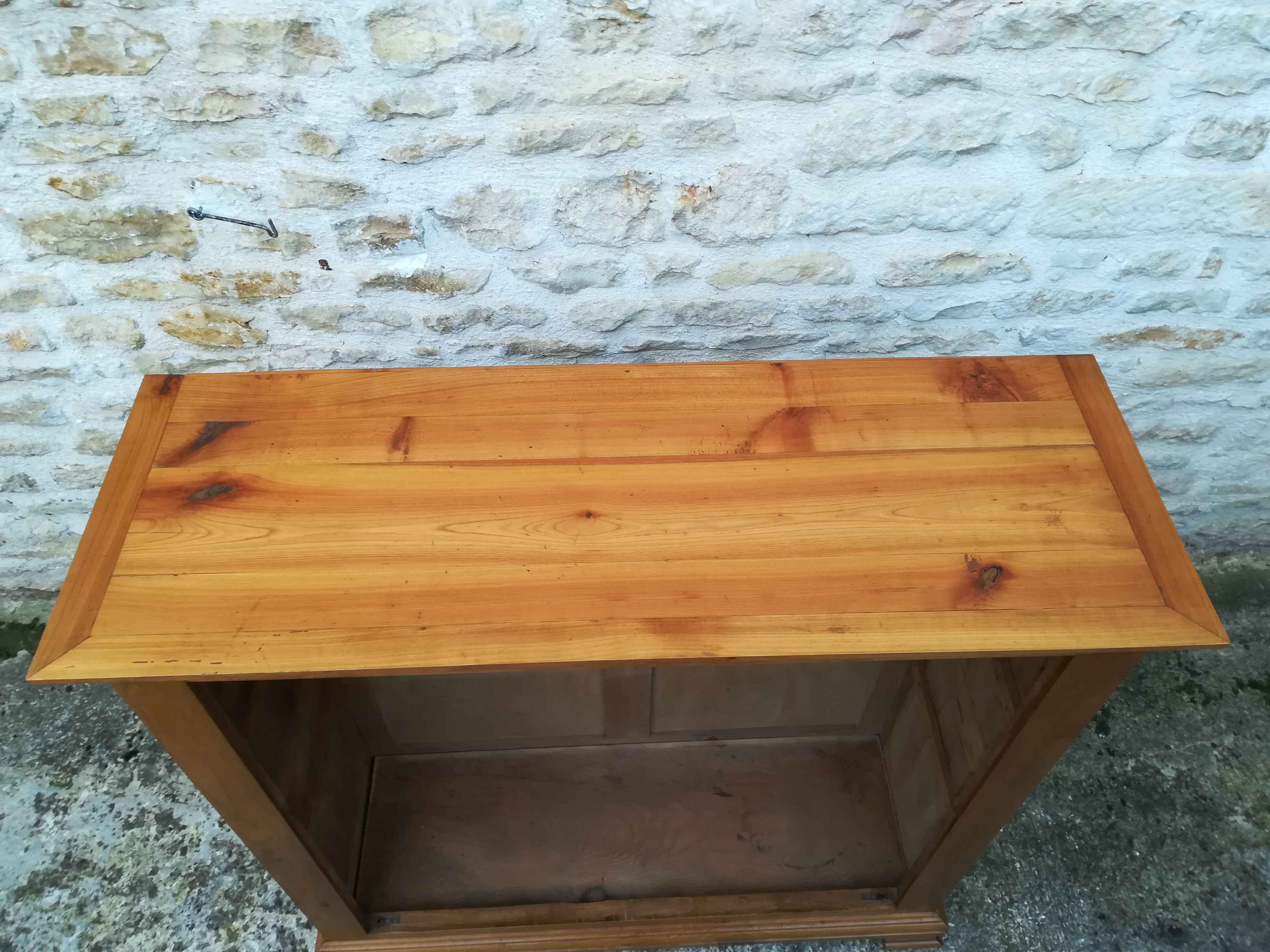 Solid cherrywood showcase